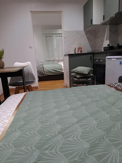 Apartamento T2 Jacky Ic. /Moto / Circuit 24H / Oasis /Antares Le Mans Exterior foto